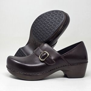 Dansko Women's Tamara Clog Size EU 37 Block Heel Slip On Buckle Brown Leather